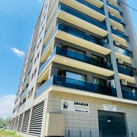Myamar Apartment Mamaia Luaran gambar