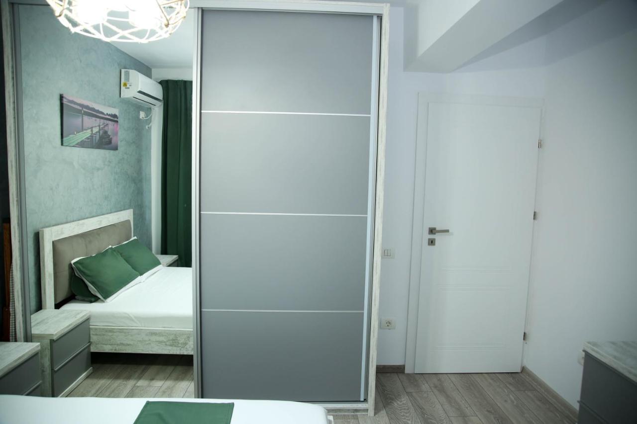 Myamar Apartment Mamaia Luaran gambar