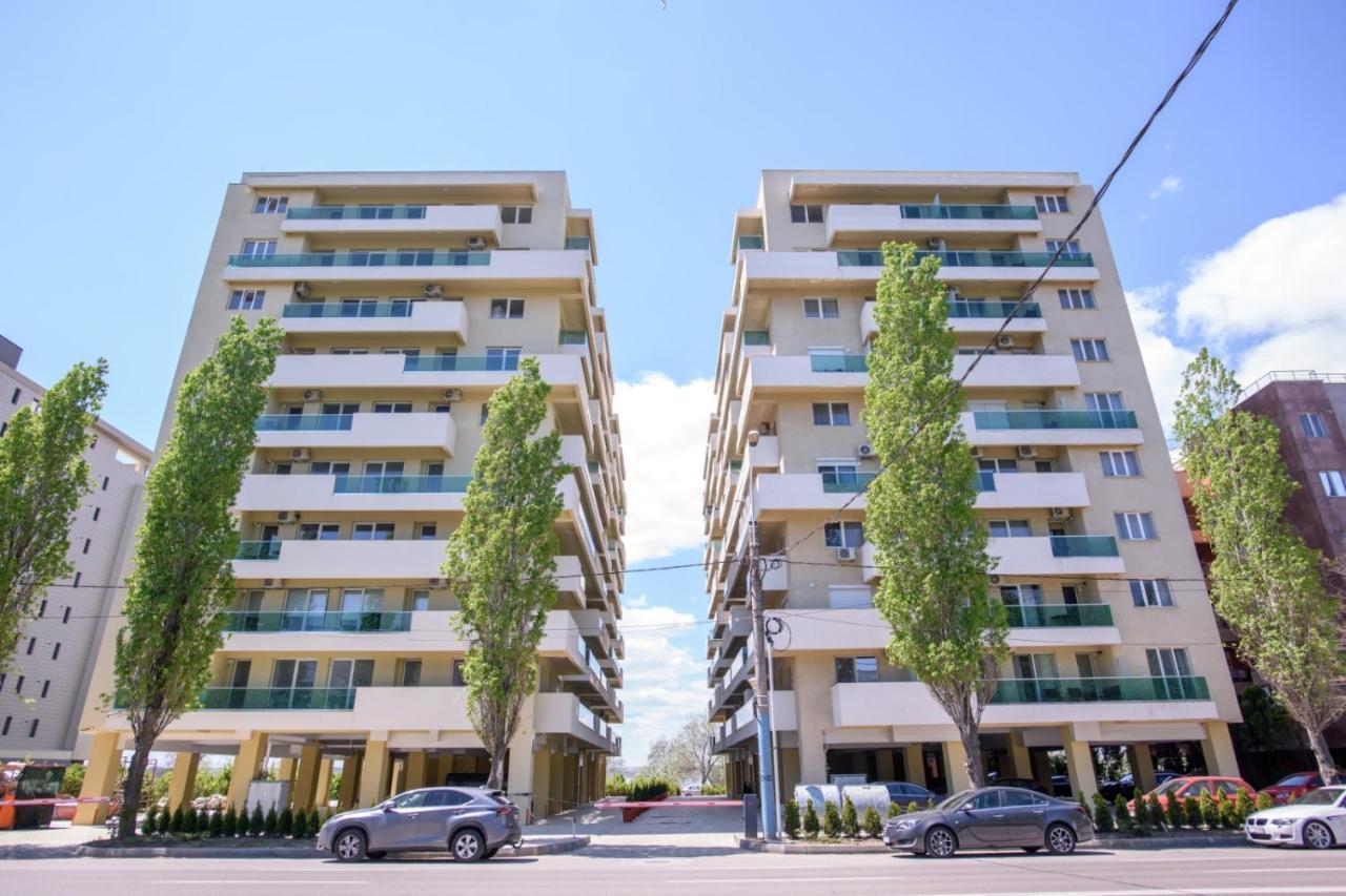 Myamar Apartment Mamaia Luaran gambar