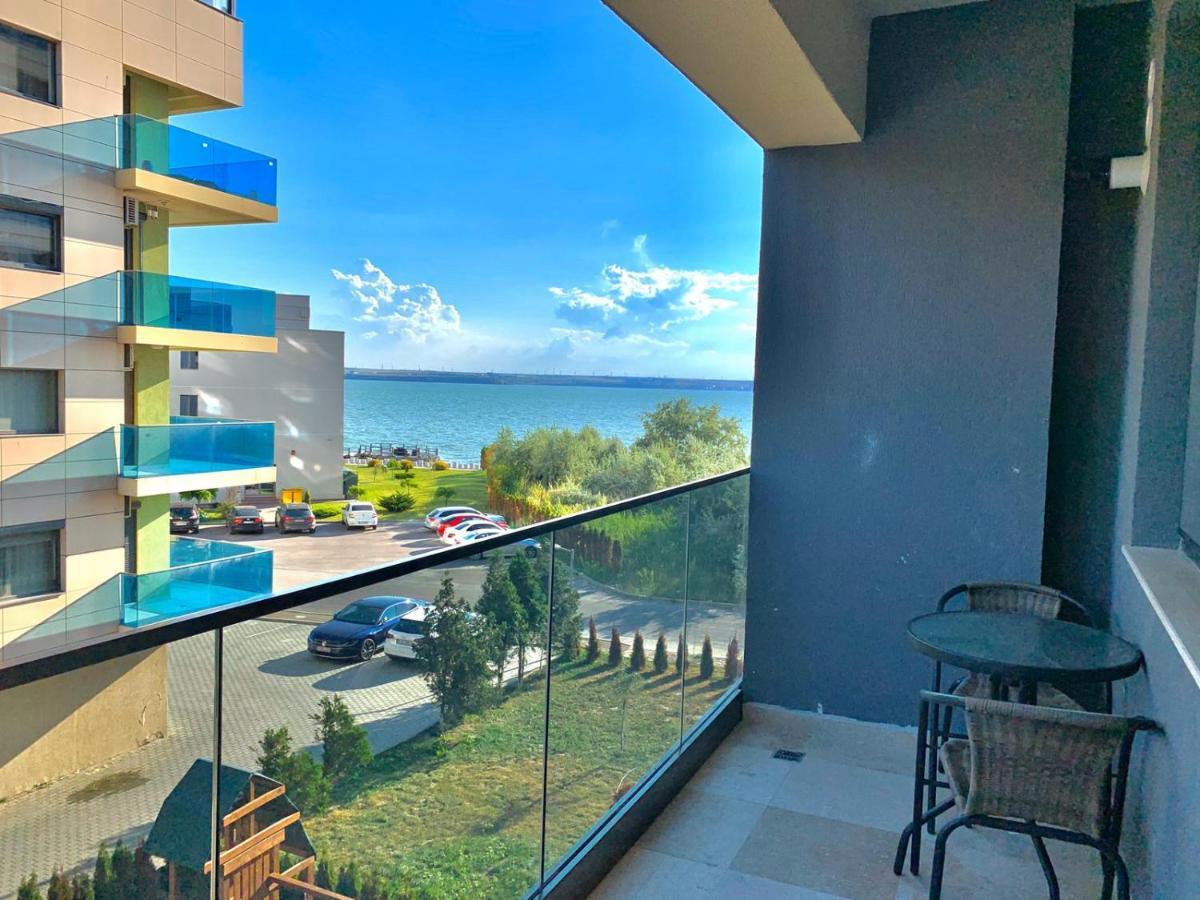 Myamar Apartment Mamaia Luaran gambar