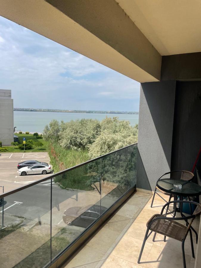 Myamar Apartment Mamaia Luaran gambar