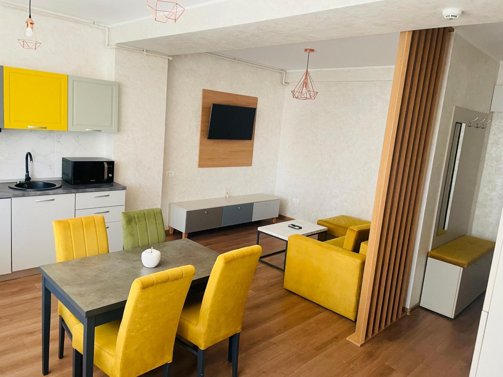 Myamar Apartment Mamaia Luaran gambar